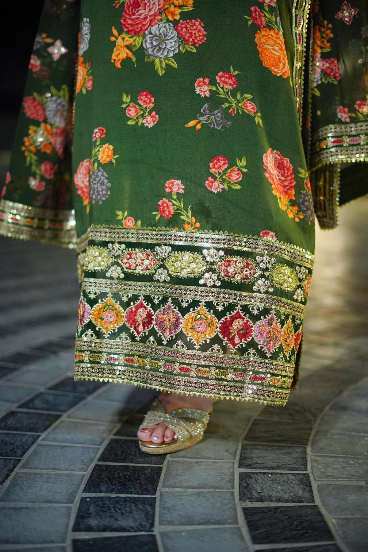 KAREENA-3PC(EMB)